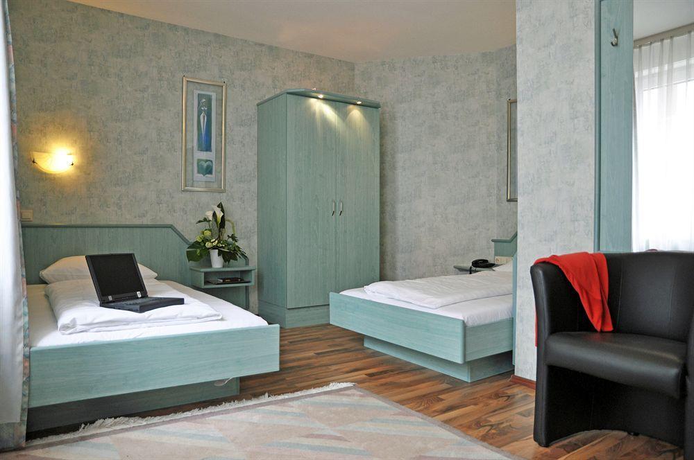 Hotel Astoria Frankfurt nad Menem Zewnętrze zdjęcie