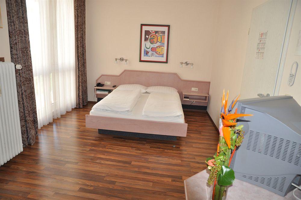 Hotel Astoria Frankfurt nad Menem Zewnętrze zdjęcie