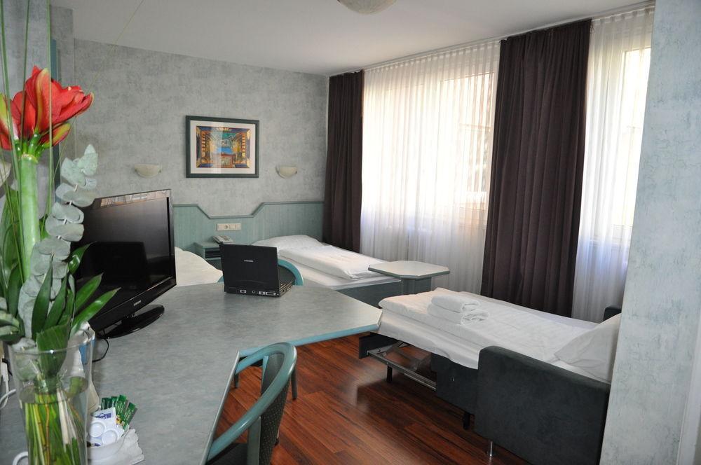 Hotel Astoria Frankfurt nad Menem Zewnętrze zdjęcie