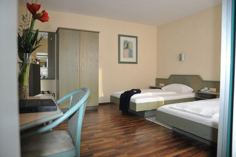 Hotel Astoria Frankfurt nad Menem Zewnętrze zdjęcie