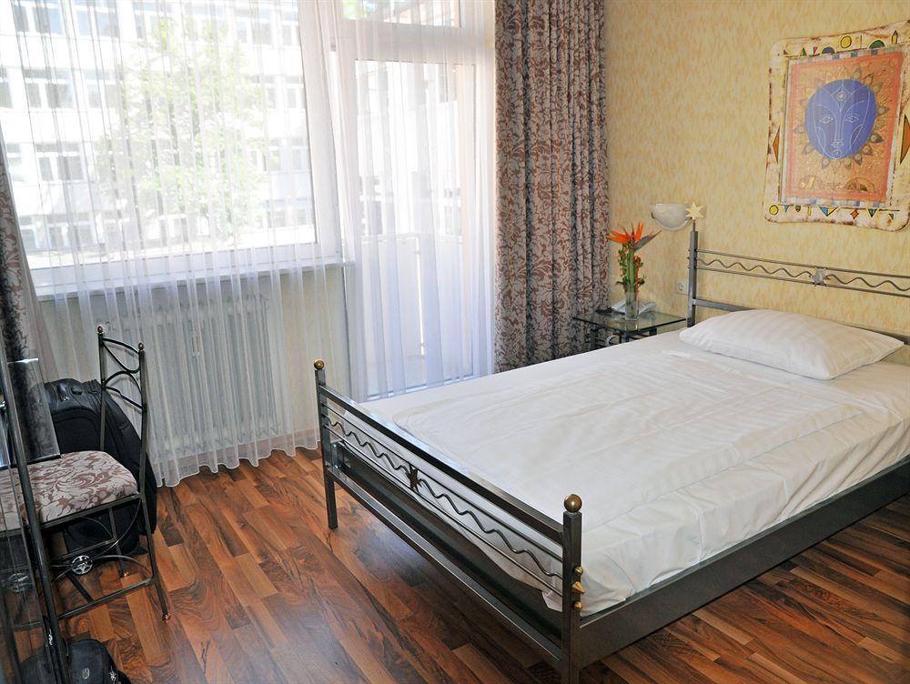 Hotel Astoria Frankfurt nad Menem Zewnętrze zdjęcie